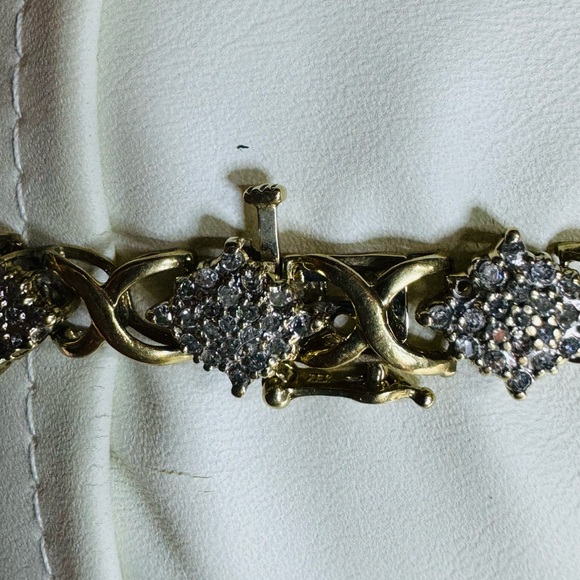 14KT Yellow Gold Diamond in Diamond Shape Panel Link Tennis Bracelet - Picture 4 of 15